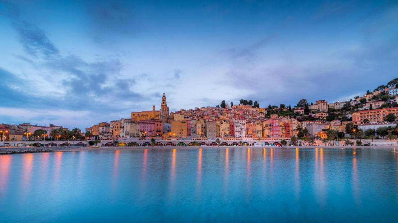 Joli Appart 29M2 En Vieille Ville Menton 2 Mins De La Mer Luaran gambar